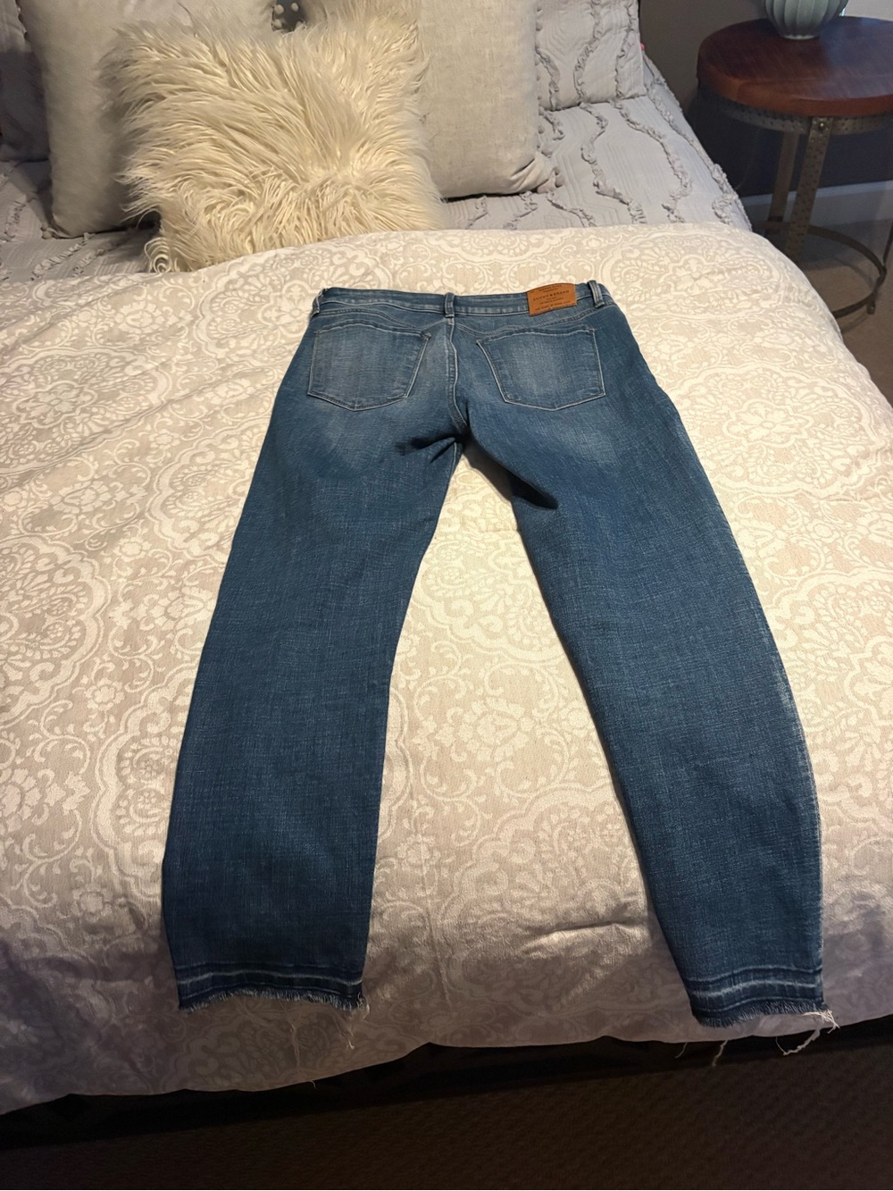 Lucky Brand Women's Blue Cropped Ankle Jeans - Picture 3 of 7
